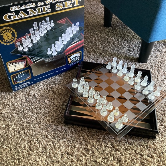 Glass & Wood 7 Game Set - Picture 4 of 4